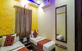 Hotel New Sarah Inn, Andheri West